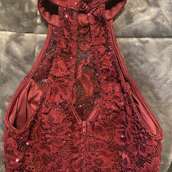 Maroon Prom Dress - Picture 4 of 7